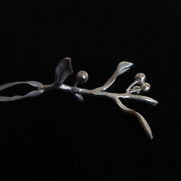 NEW 3.5” SILVER MISTLETOE BRANCH SPRIG ORNAMENT HOLIDAY CHRISTMAS DECORATION - Picture 13 of 15